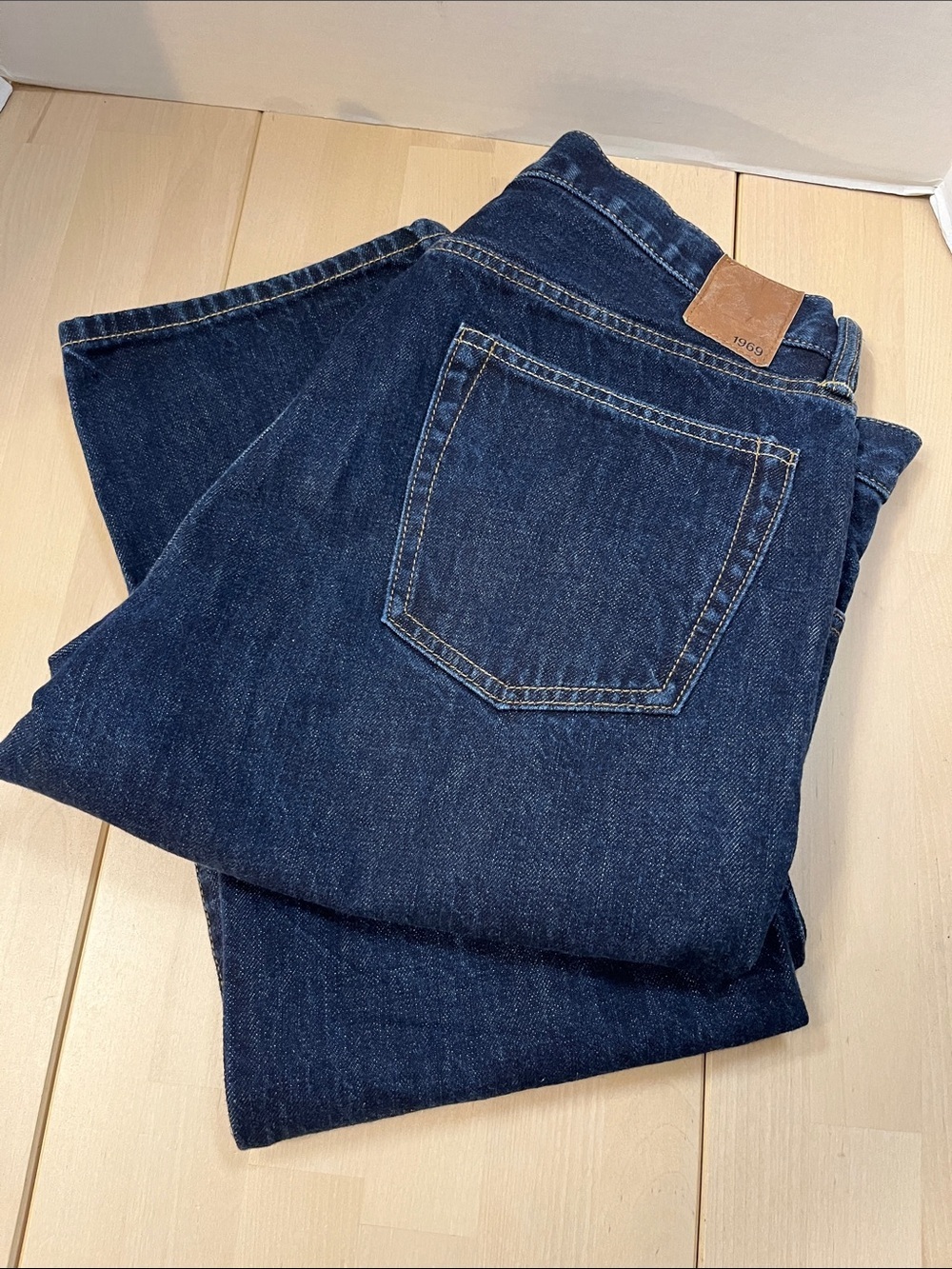 Gap Dark Wash Straight Leg Denim Blue Jeans Men’s 33 x 30